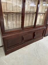 Antique style Antique shopcabinet in Wood and glass, Europe