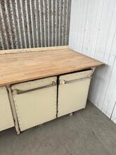 Antique style Antique workbench in wood and metal, Europe