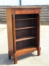 Antique style Bookcase in Wood