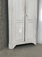Antique style Cabinet in Wood