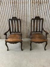 Antique style Antique chairs in Wood and leather
