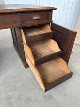 Antique style Desk in Wood and leather