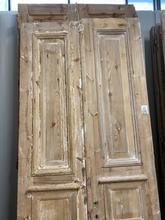 Antique style Antique doors in Wood