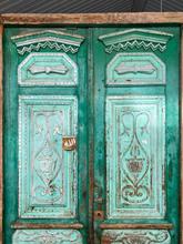 Antique style Doors in frame in Wood 20e eeuw