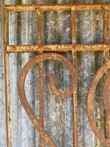 Antique style Antique iron fences 5x in Iron