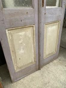 Antique style Antique set doors  in Wood and glass