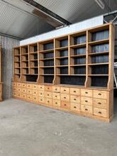 Antique style Shopcabinet in Wood pine, Europe 20e eeuw
