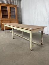 Antique style Table in wood