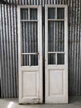 Antique style Antique white doors in Wood and glass