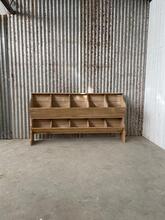 Antique style Wooden shelve cabinet in Wood