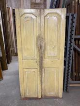 Antique style Antique yellow set doors in Wood