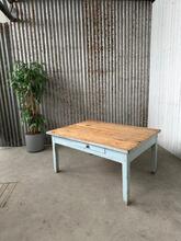 style Brocante table in Wood