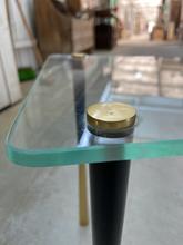 Design style Design table in glass and iron