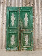Oldbuidings materials style Antique doors in Wood 20e eeuw
