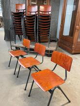 Stoelen Vintage stijl in Hout en ijzer , Europa 20e eeuw