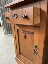 Bureau Antiek stijl in hout en ijzer,