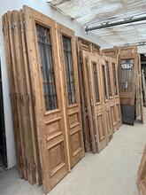 Deuren  Antiek stijl in Hout, ijzer en glas,