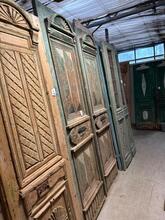 Groene deuren  Antiek stijl in Hout, Europa 20-eeuw
