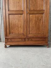 Kast Antiek stijl in hout,