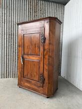 Kast Antiek stijl in hout,