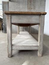 Tafel Antiek stijl in hout, Europa 20e eeuws