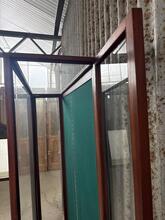 Winkelkast Antiek  stijl in hout en glas, Europa  20e eeuws