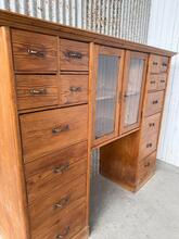 Winkelkast Antieke grenen stijl in Hout en glas , Europa 20e eeuws