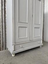 Antique style Cabinet in wood