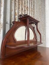 Antique style Cabinet in Wood and glass
