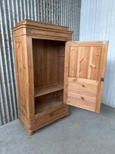 Antique style Cabinet in Wood, Europe