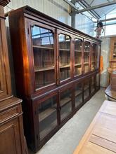 Antique  style Cabinet in Wood and glass