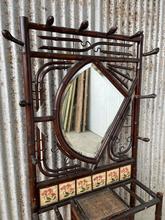 Antique style Antique cabinet with mirror in Wood