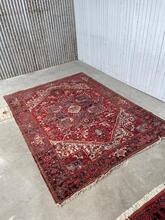 Antique style Carpet in Wool