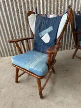 Antique style Chairs in Wood and fabric