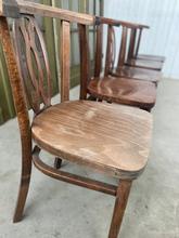 Antique style Antique chairs in wood