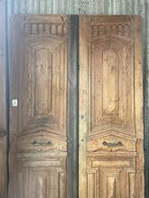 Antique style Doors in wood