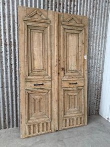 Antique style Doors in Wood