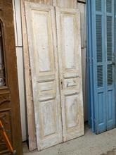 Antique style Antique doors in wood