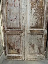 Antique style Antique doors in wood