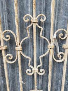 Antique style Antique iron fence 1x in Iron