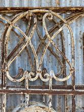 Antique style Antique iron fence 3x in Iron