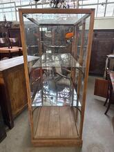 Antique style Showcase in Wood and glass, Sri-lanka 20th Century