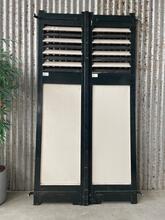 style Antique shutters in Wood