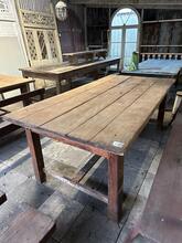 Antique style Table in Hardwood 20e eeuw