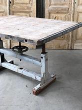 Industrial style Industrial table in Wood and iron